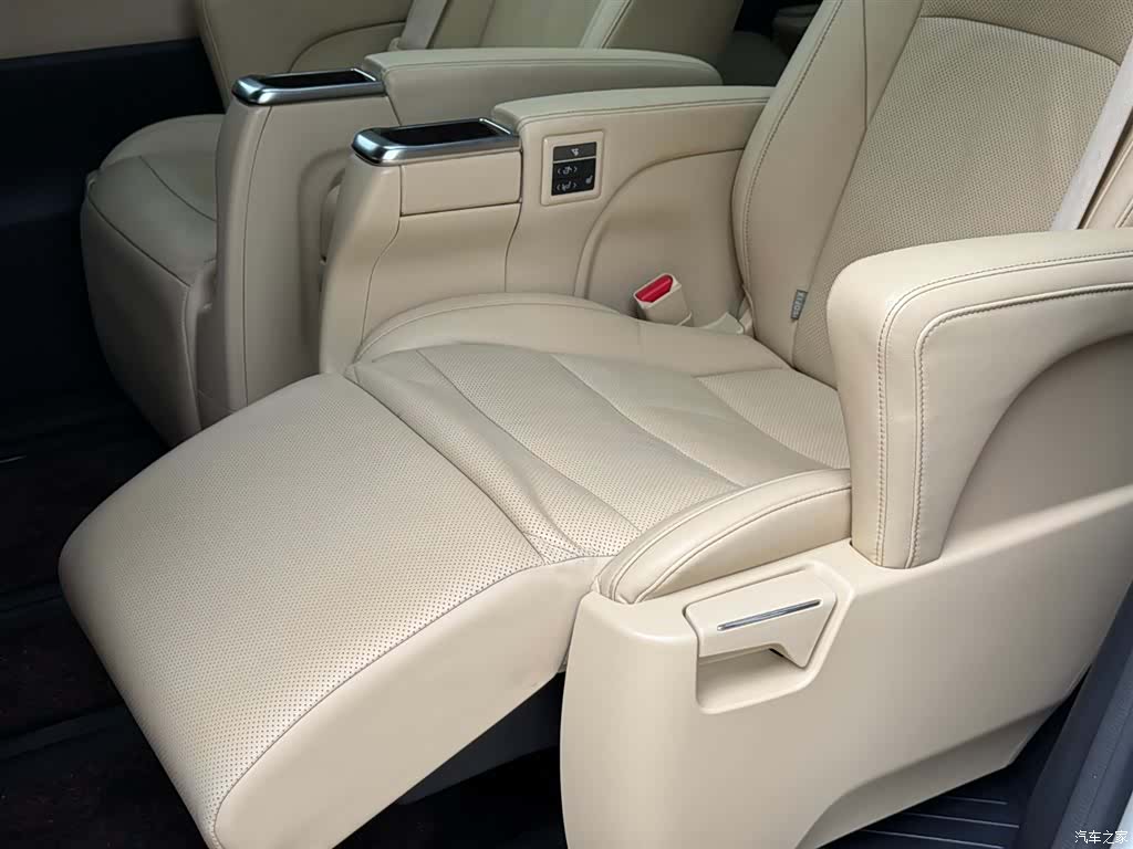 Toyota Alphard, 2019 22