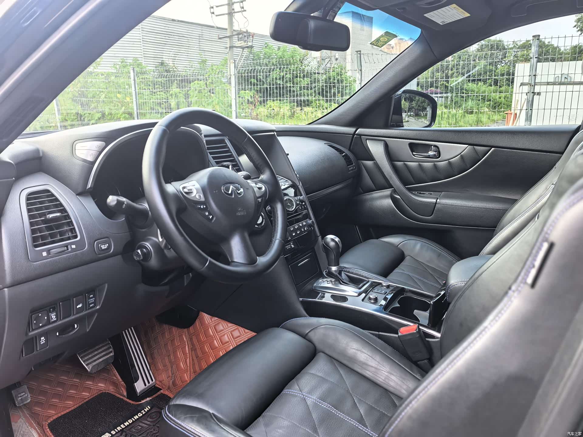 Infiniti QX70, 2016 14