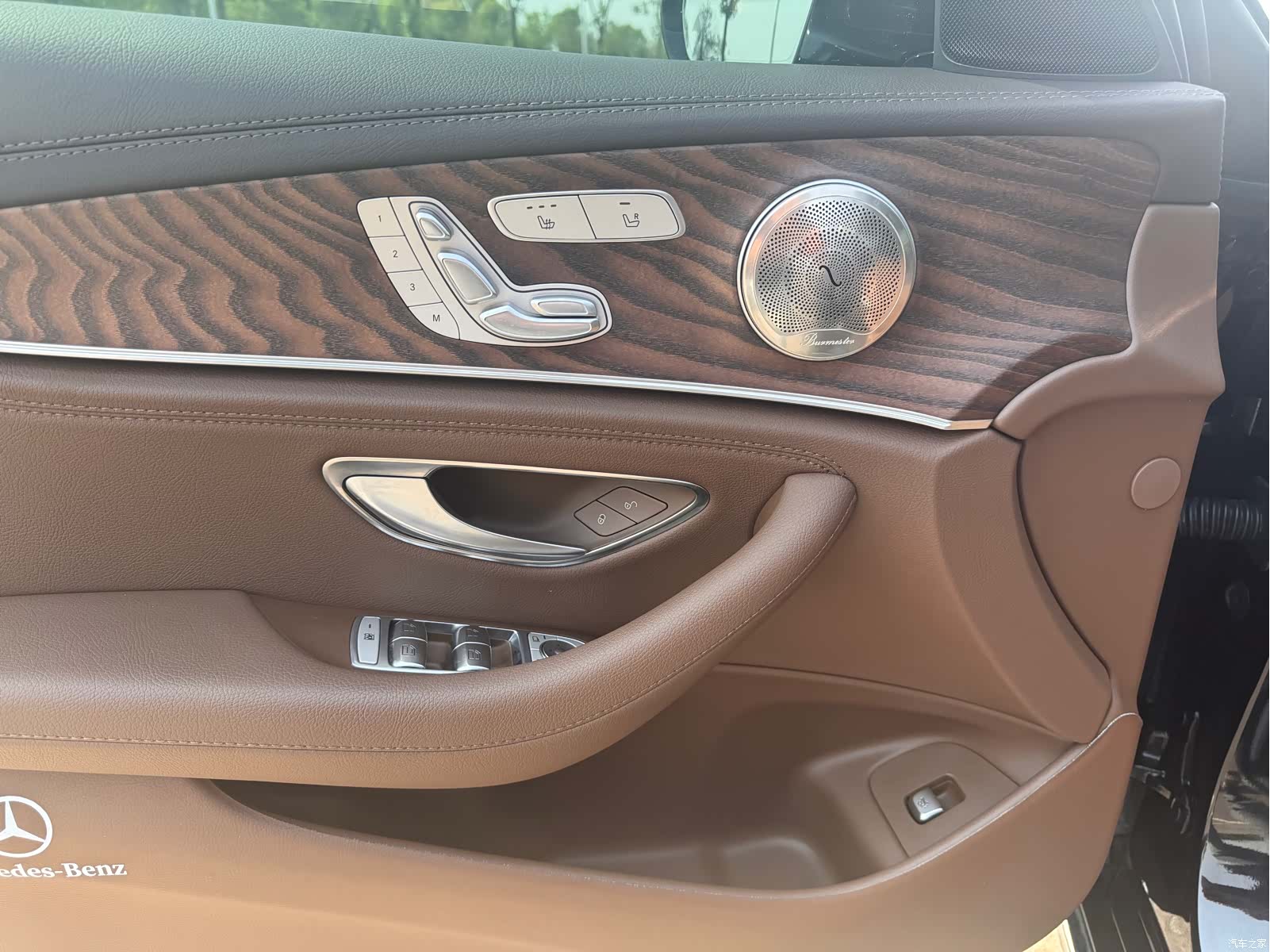 Mercedes-Benz E-Class, 2023 24