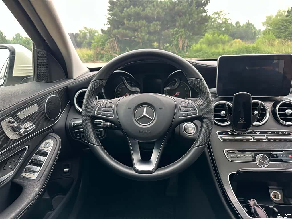 Mercedes-Benz C-Class, 2016 19