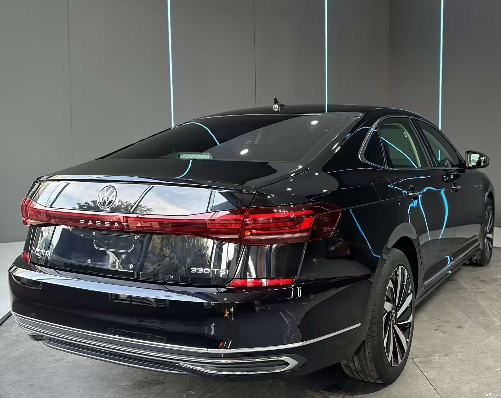 Volkswagen Passat, 2022 6