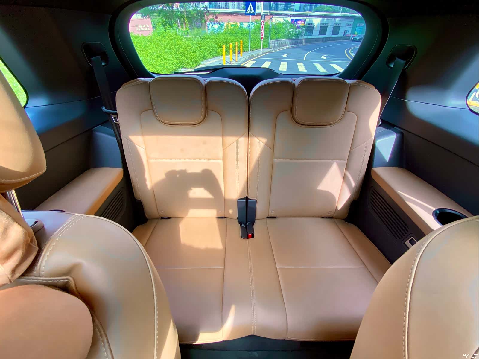 Li Auto ONE, 2022 13