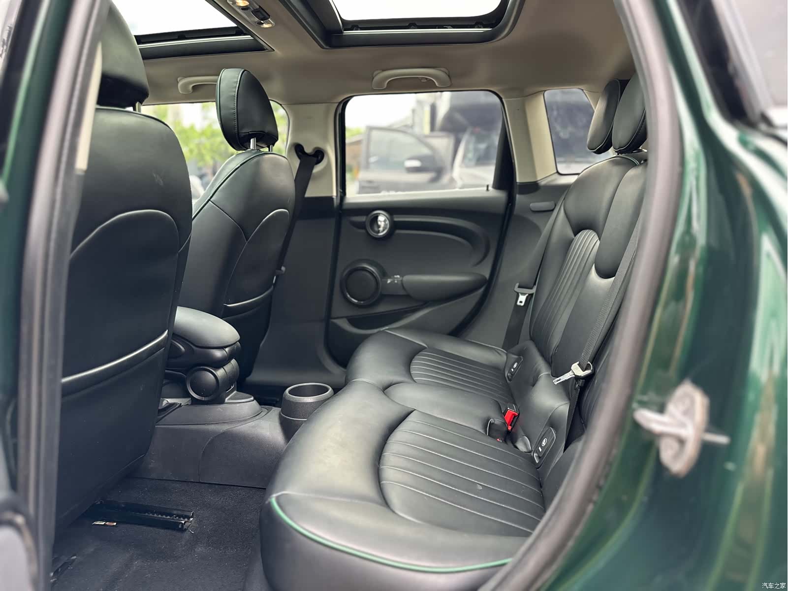 Mini ONE, 2016 10