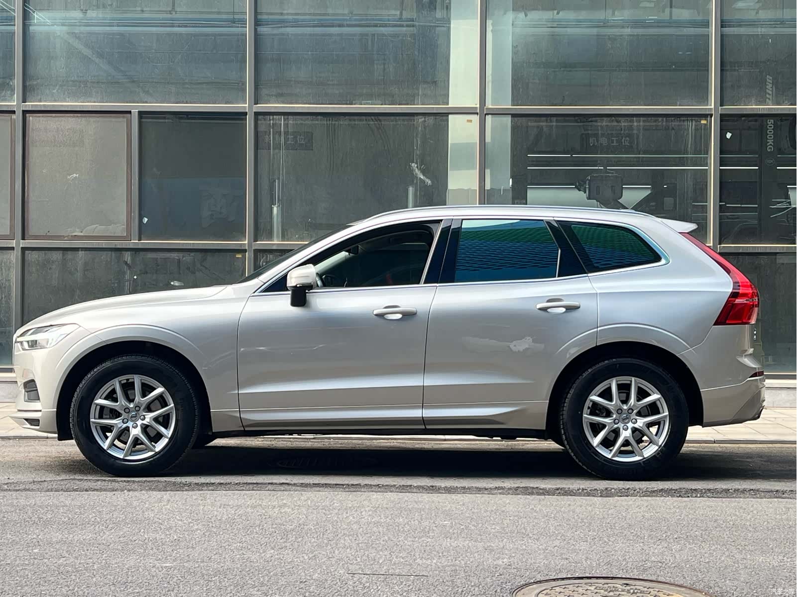 Volvo XC60, 2019 3