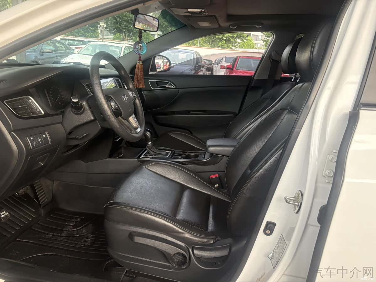 Hyundai GLS, 2016 4