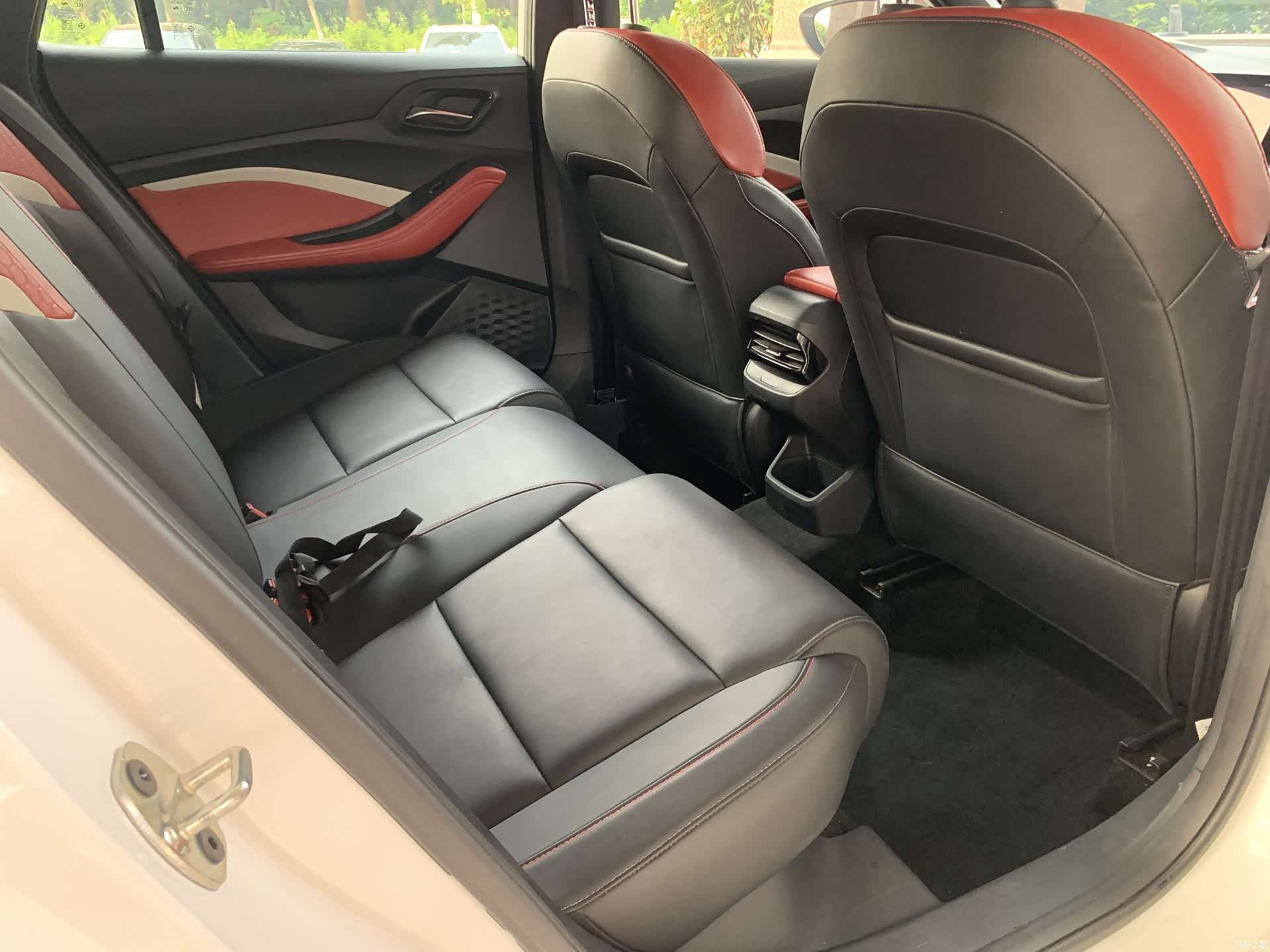 MG MG5, 2023 11