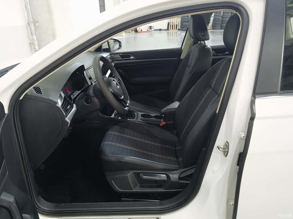 Volkswagen Lavida, 2019 10