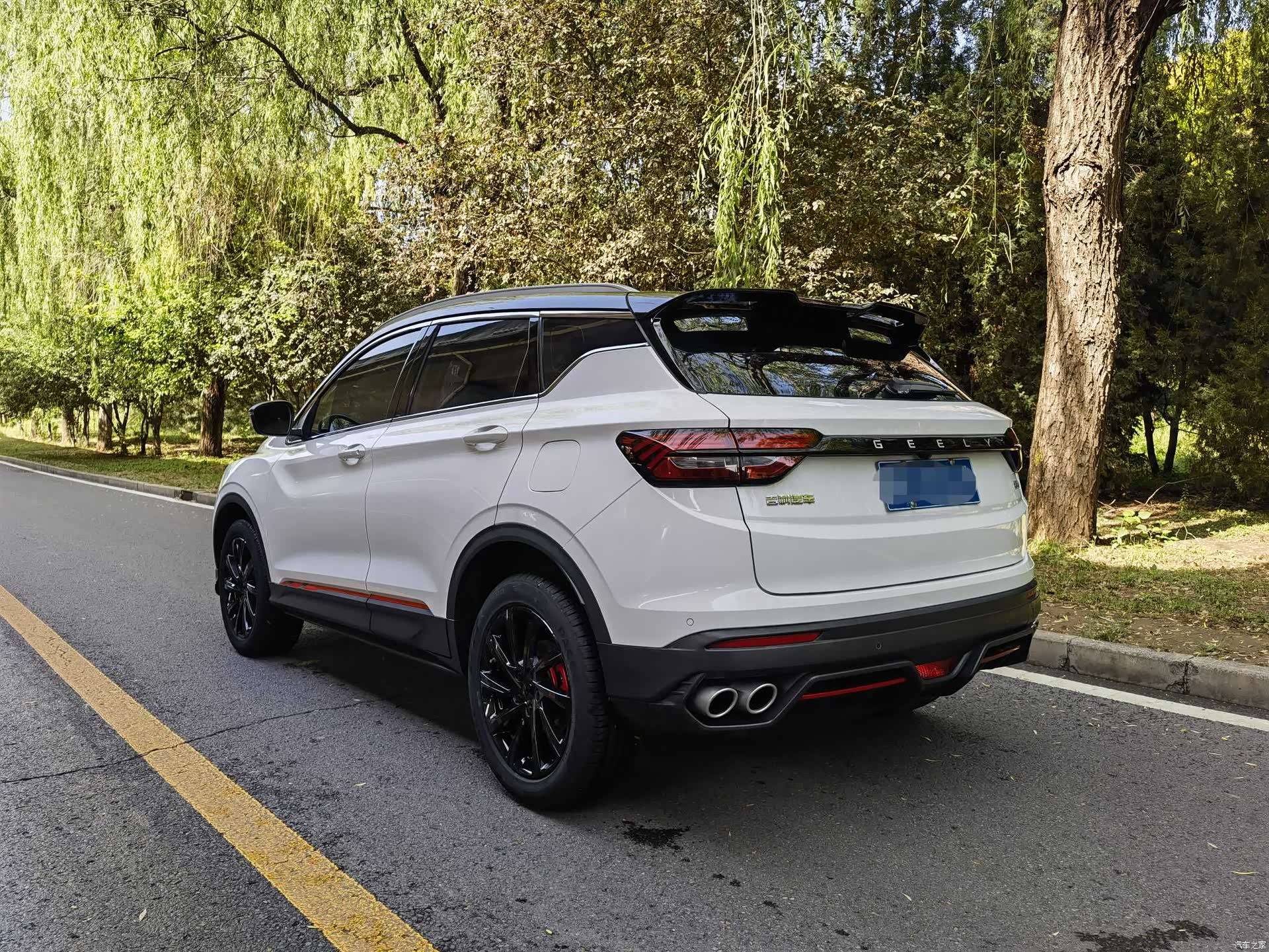 Geely Coolray, 2023 3