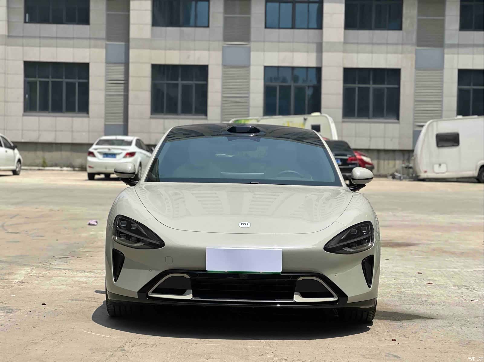 Xiaomi SU7, 2025 2