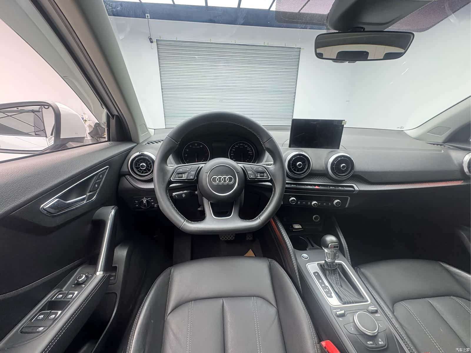 Audi Q2L, 2022 14