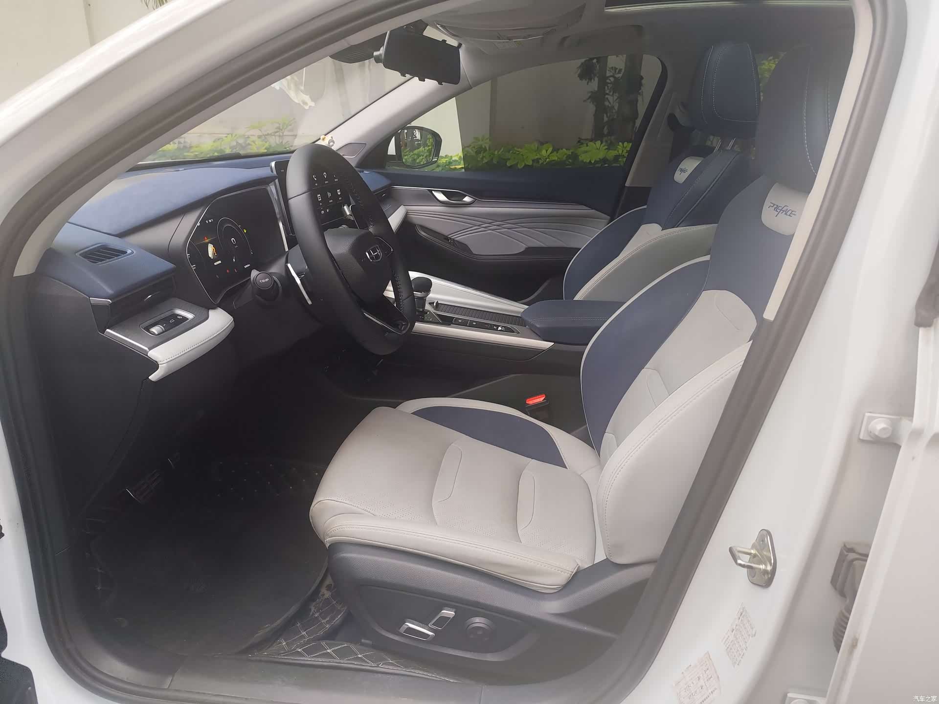Geely Preface, 2022 6