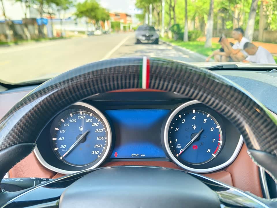 Maserati Ghibli Maserati Ghibli