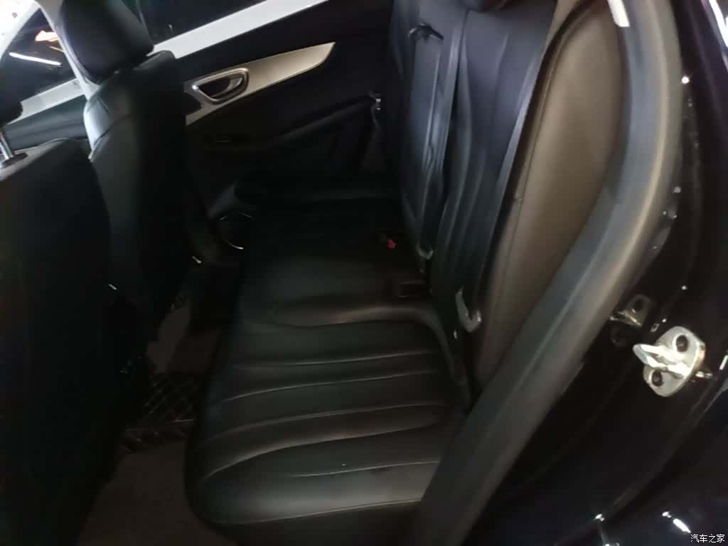 Roewe RX5, 2020 17