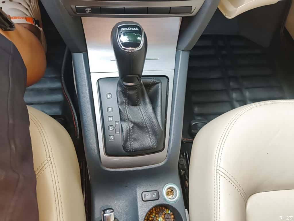 Skoda Octavia, 2015 14