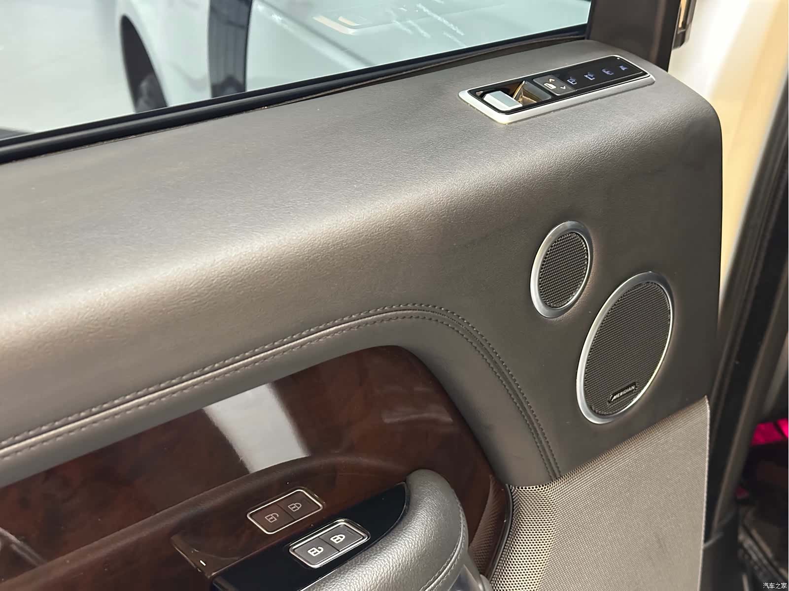 Land Rover Range Rover, 2021 13