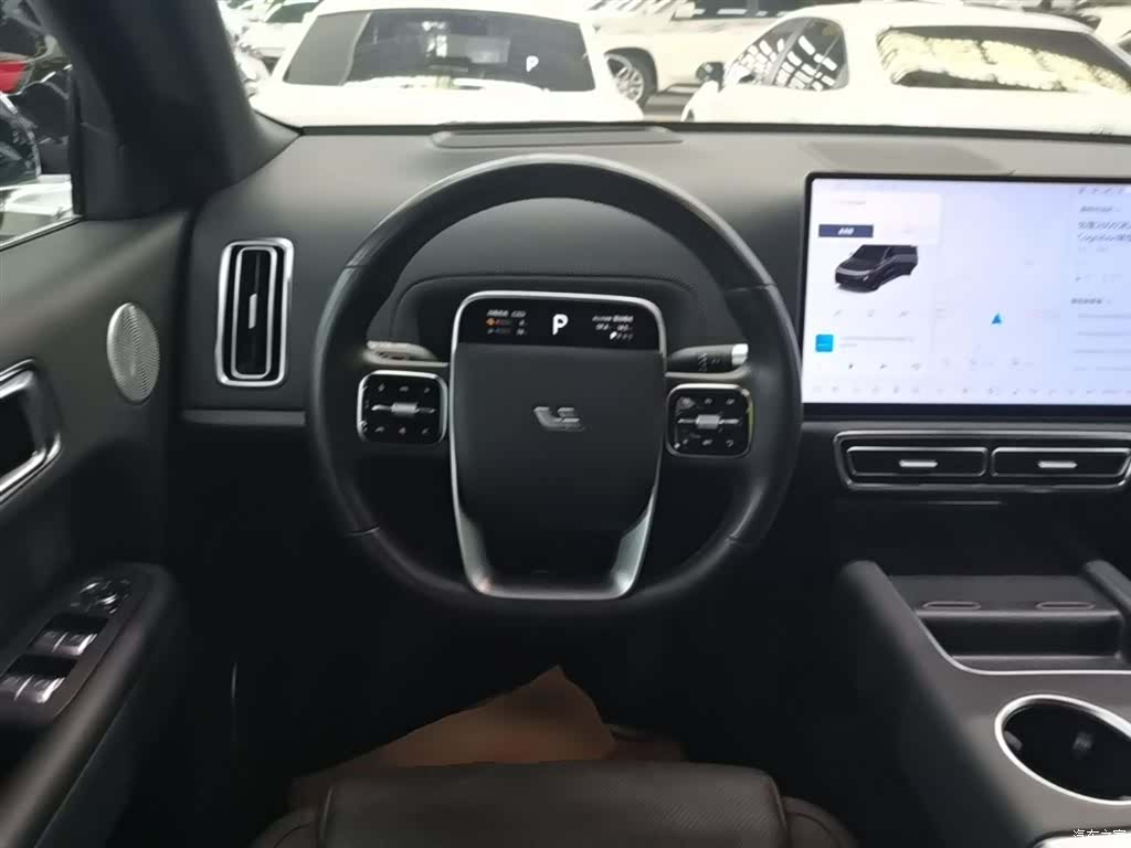 Li Auto L9, 2024 11