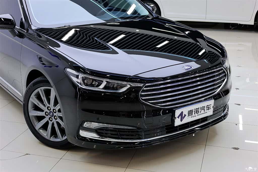 Ford Taurus, 2020 11