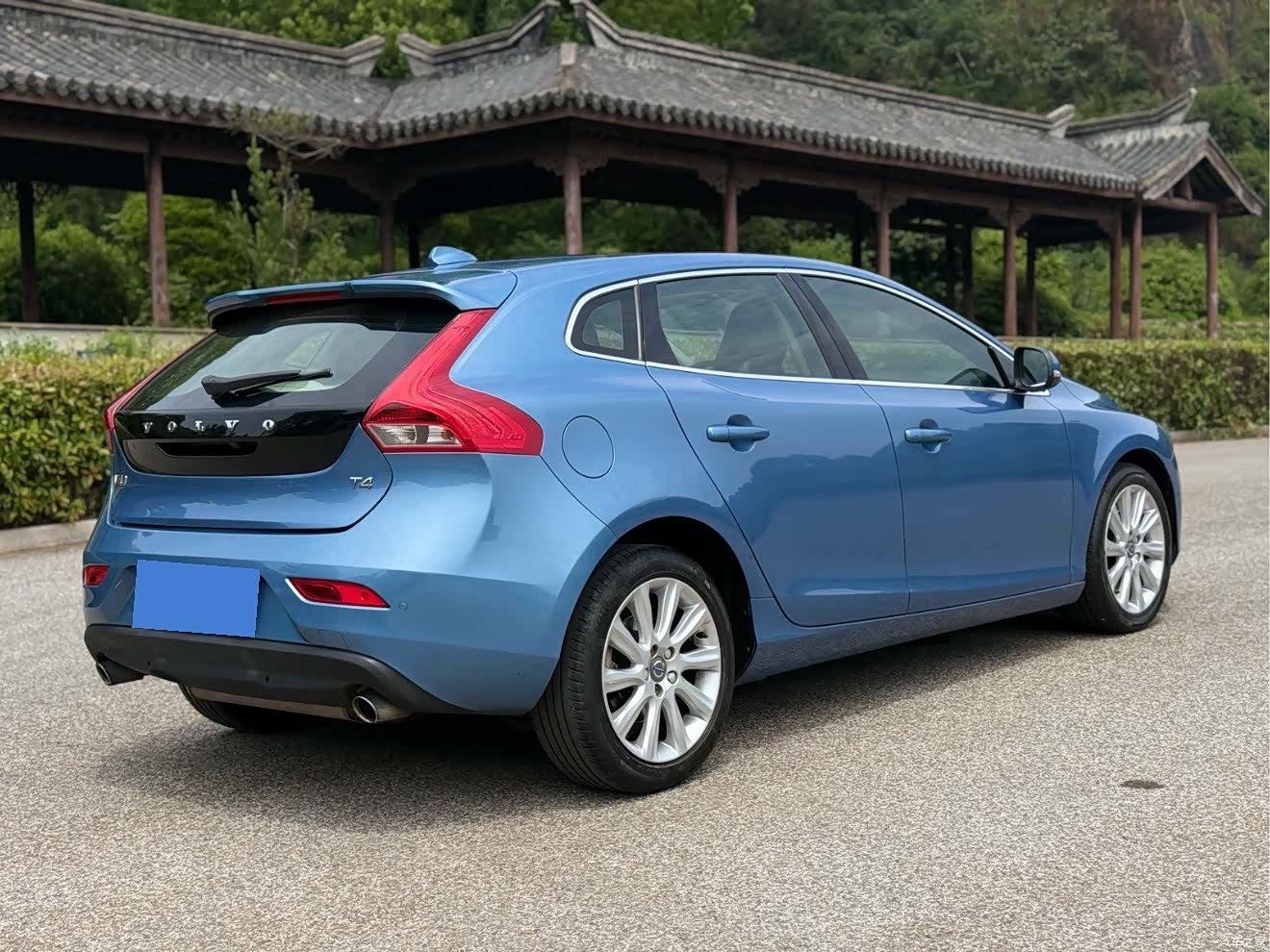 Volvo V40, 2015 6