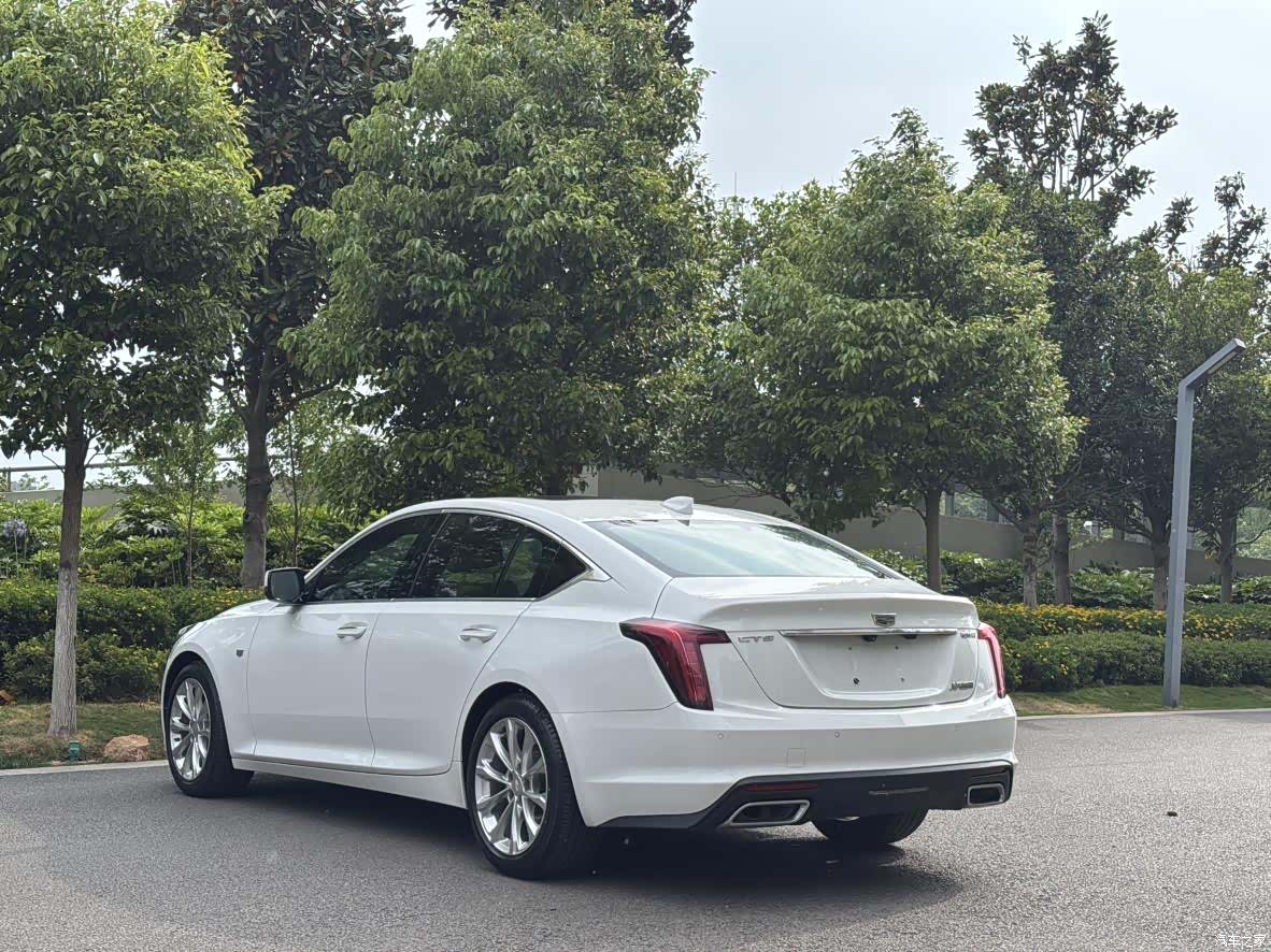 Cadillac CT5, 2021 все фото