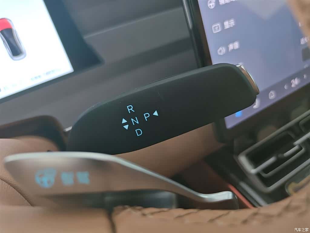 BYD Han, 2025 14