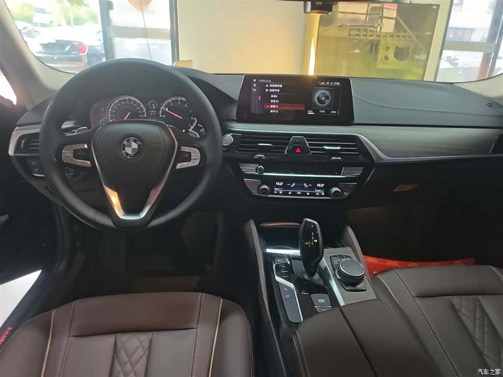 BMW 5 Series, 2018 10