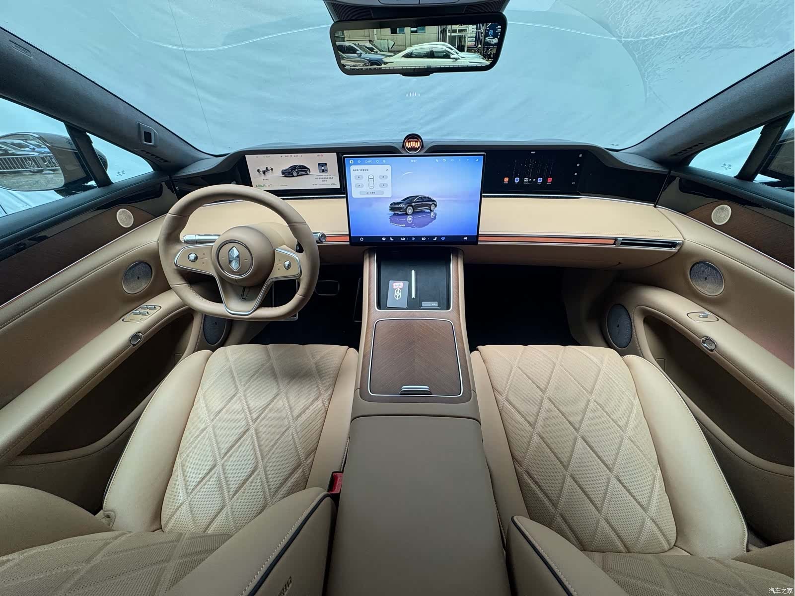 Stelato S9, 2025 10