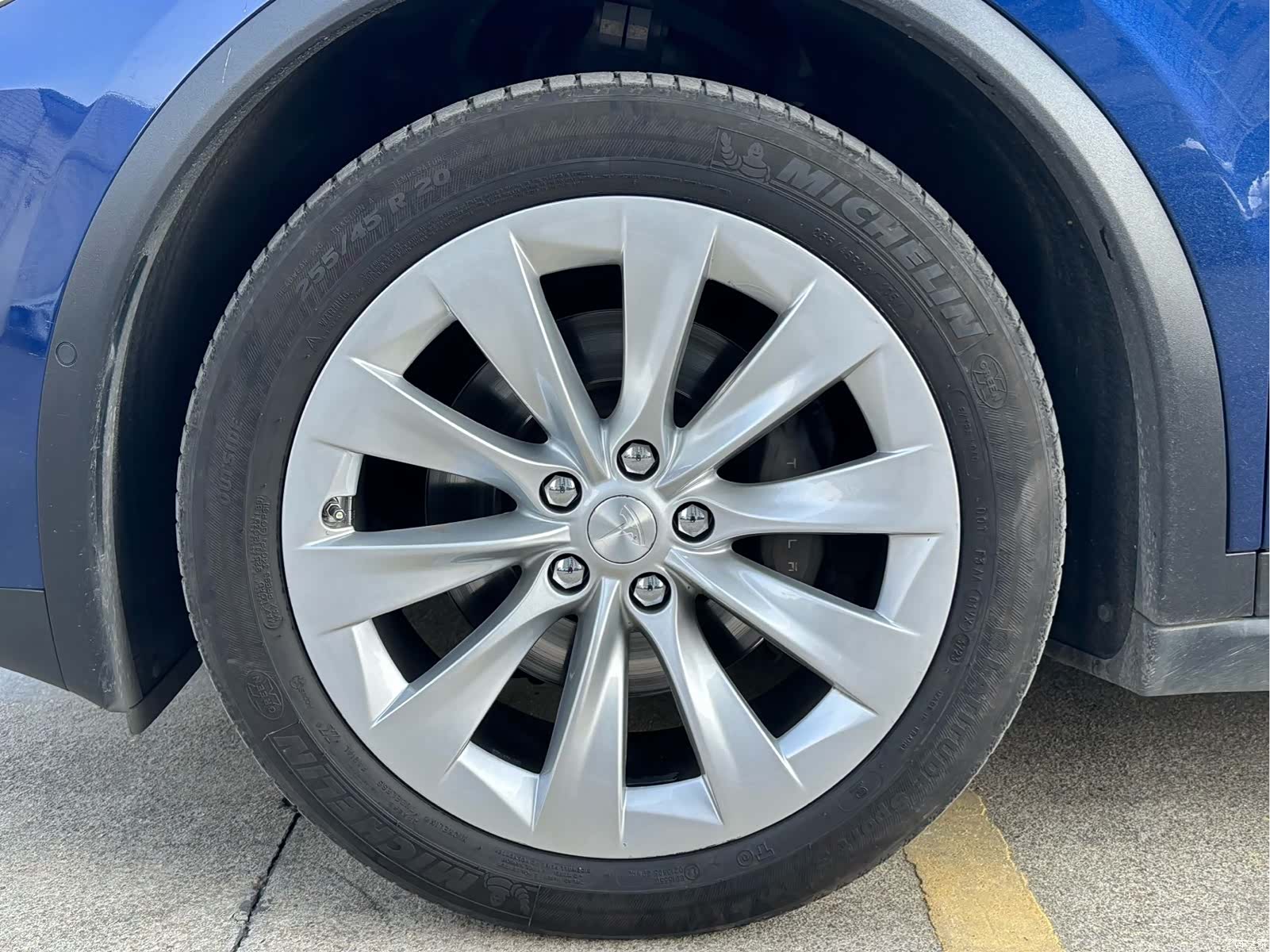 Tesla Model X, 2016 4