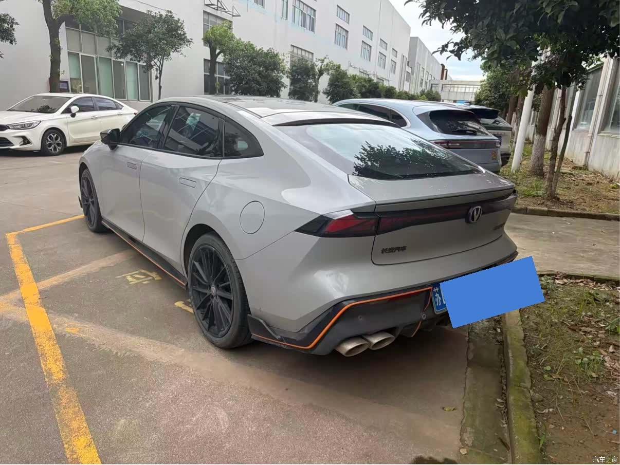 Changan UNI-V, 2022 6
