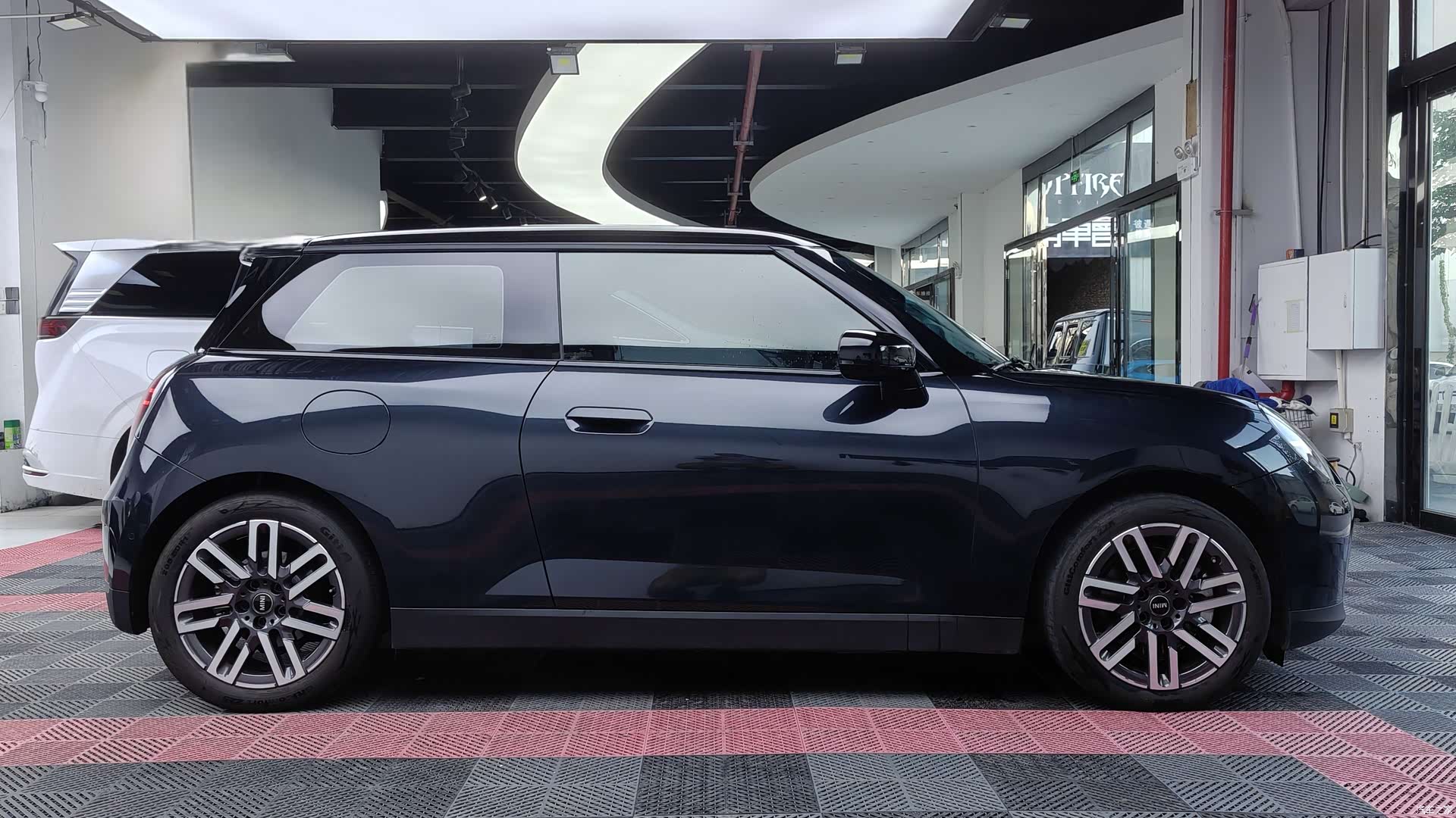 Mini Cooper, 2025 все фото