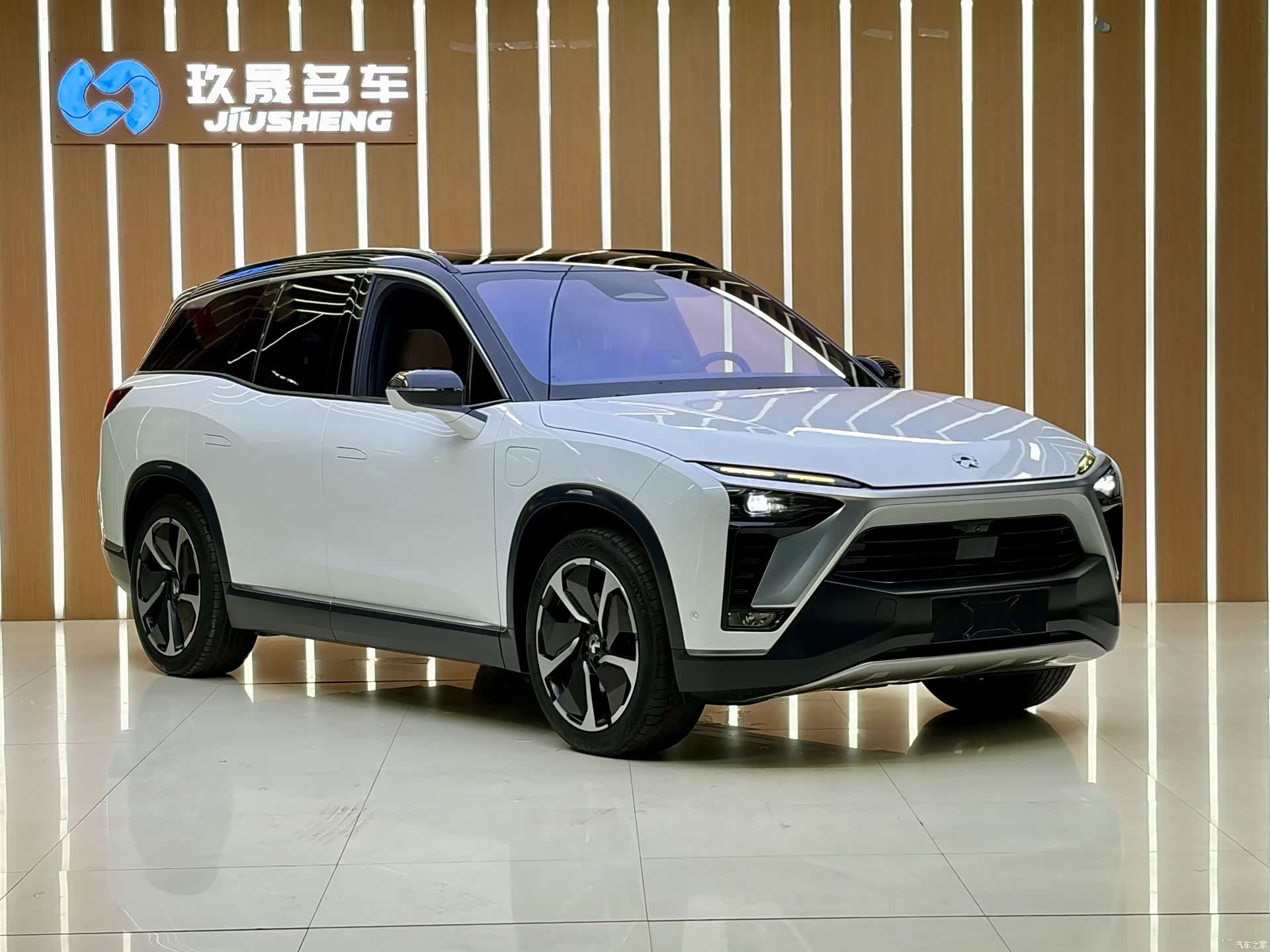 NIO ES8, 2021 3