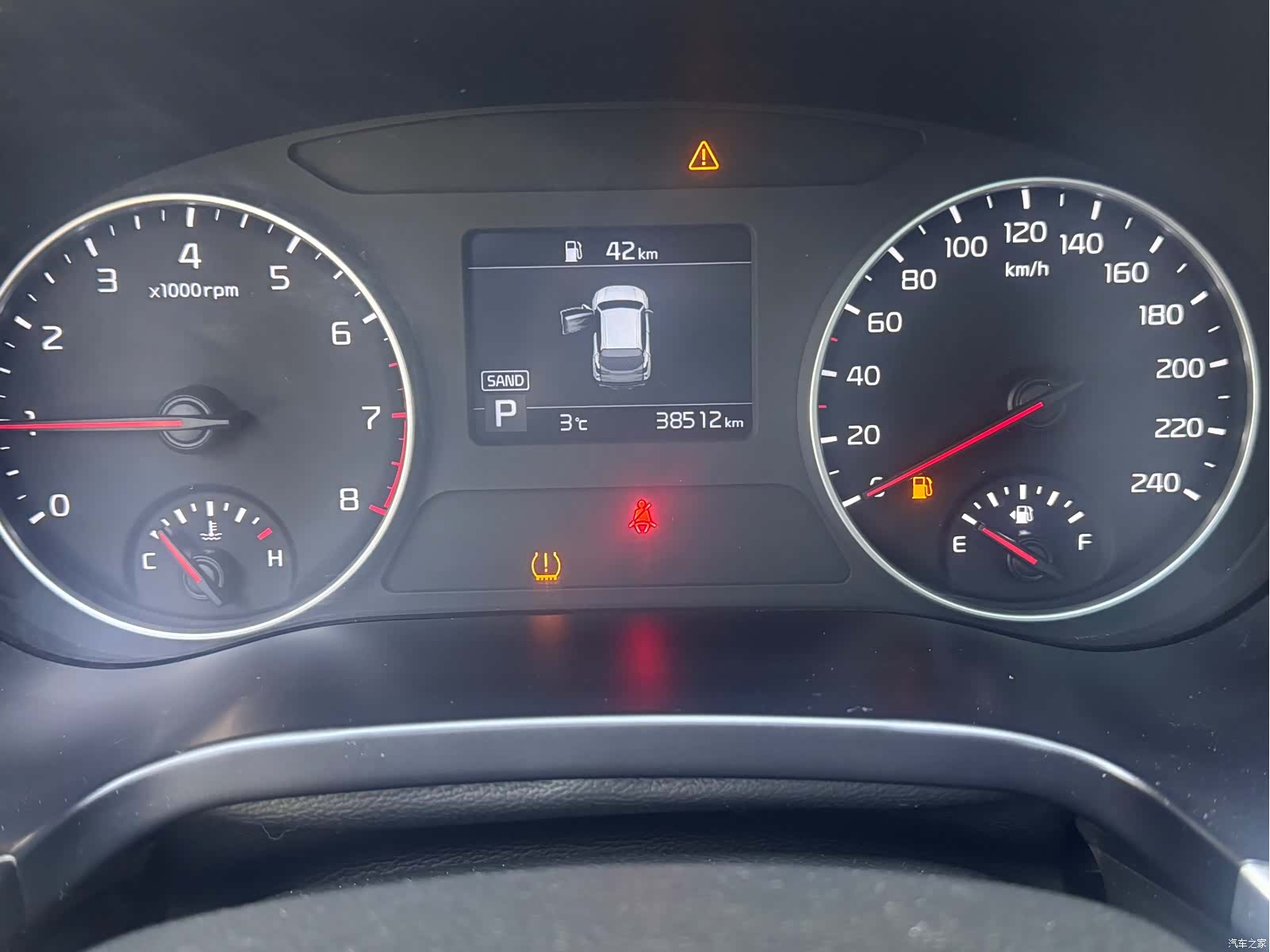 Kia KX3, 2022 14