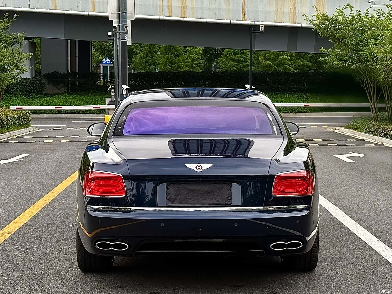 Bentley Flying Spur, 2017 4