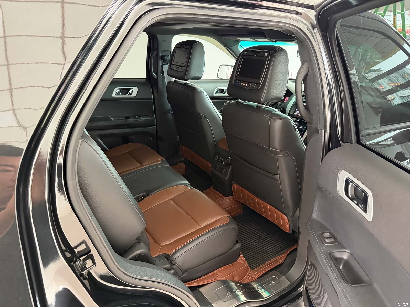 Ford Explorer, 2015 11