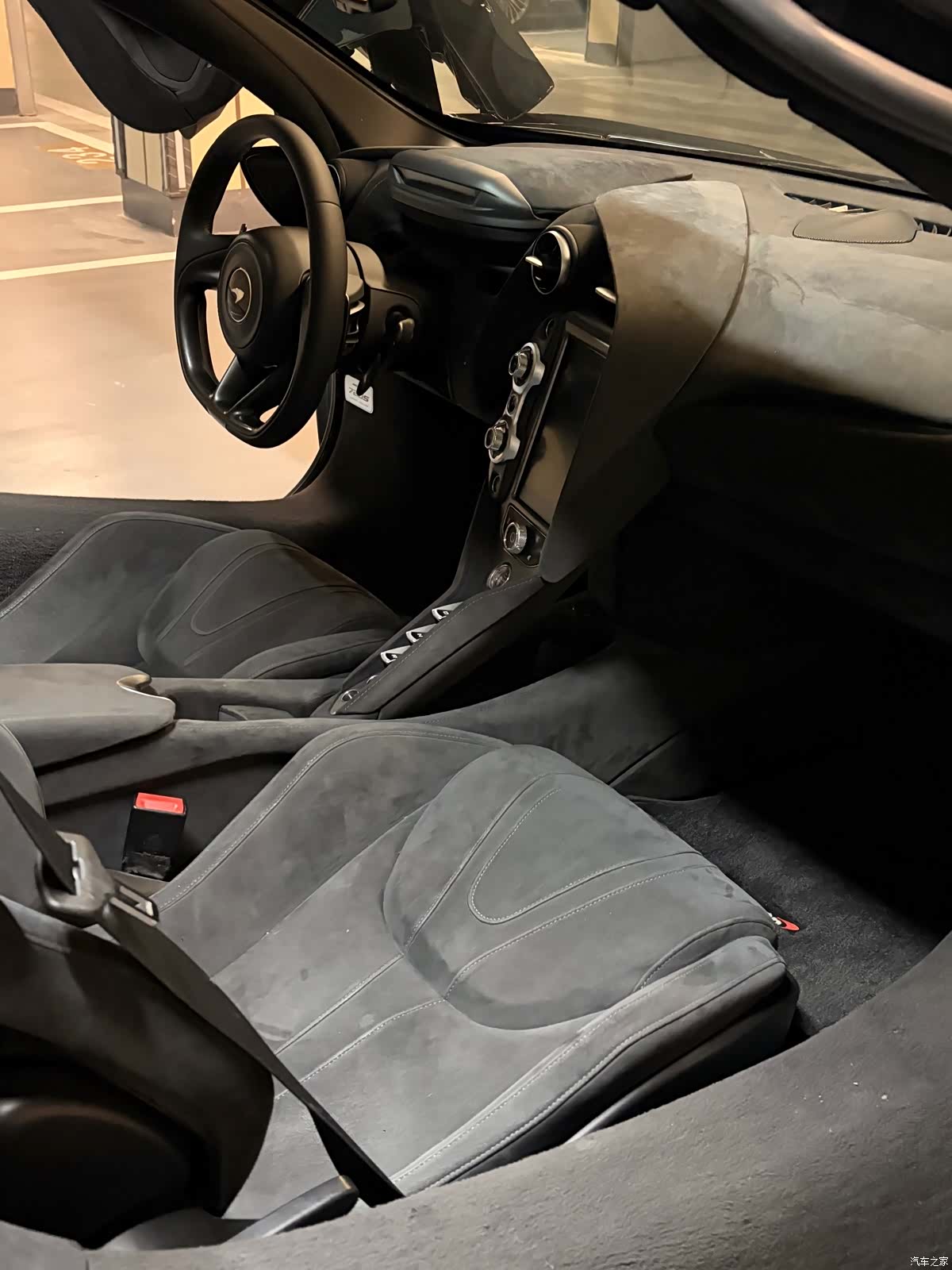 McLaren 720S, 2019 14