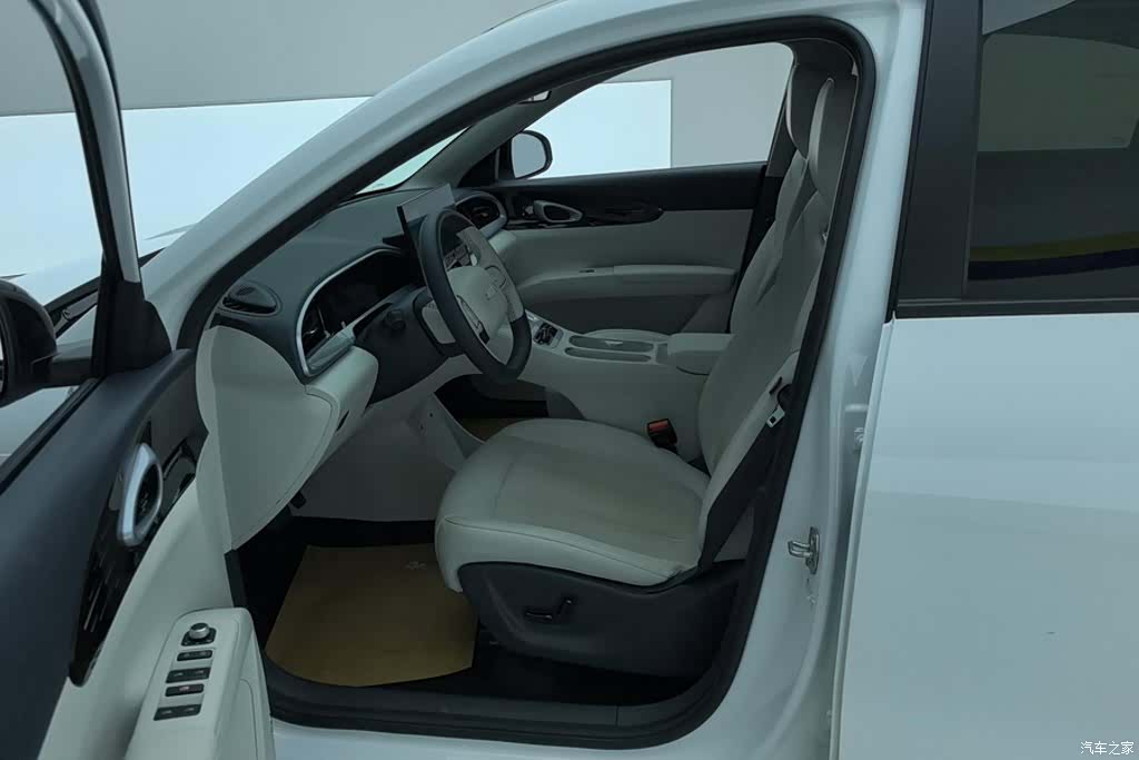 Geely Xingyuan, 2025 9