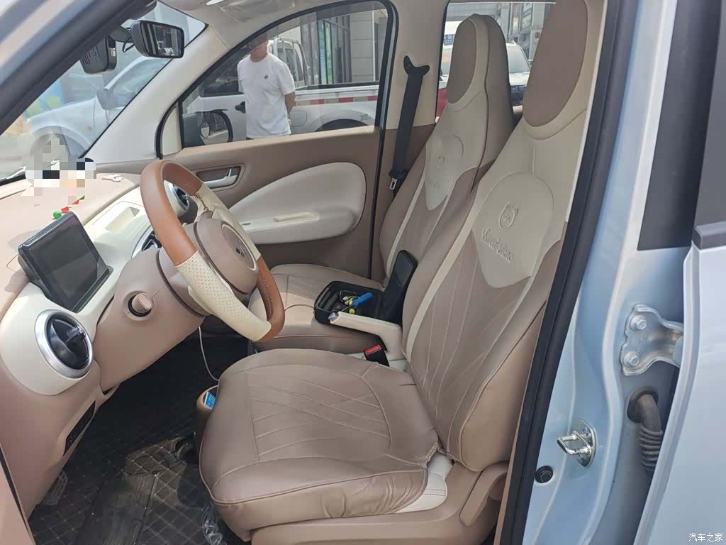 Wuling MINIEV, 2025 12