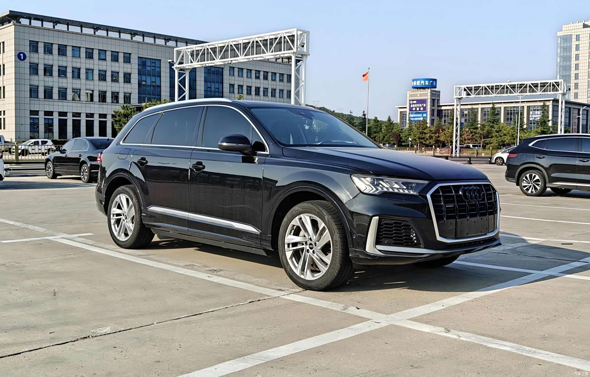 Audi Q7, 2021 3