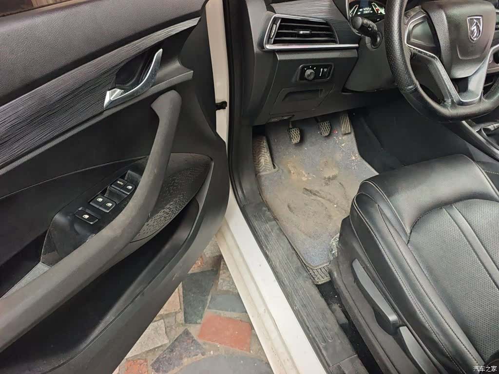 Wuling 360, 2019 13