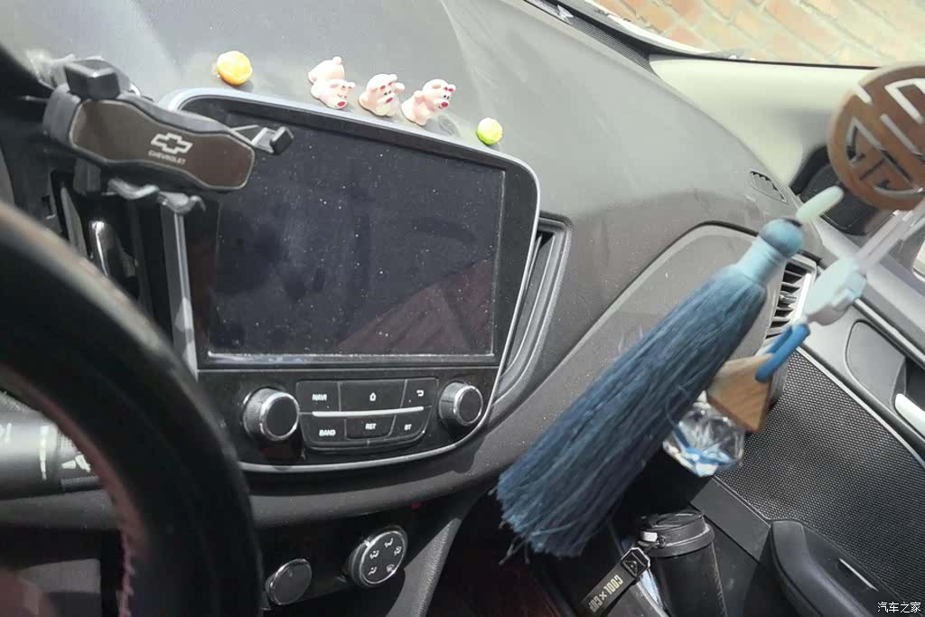 Chevrolet 320, 2018 13