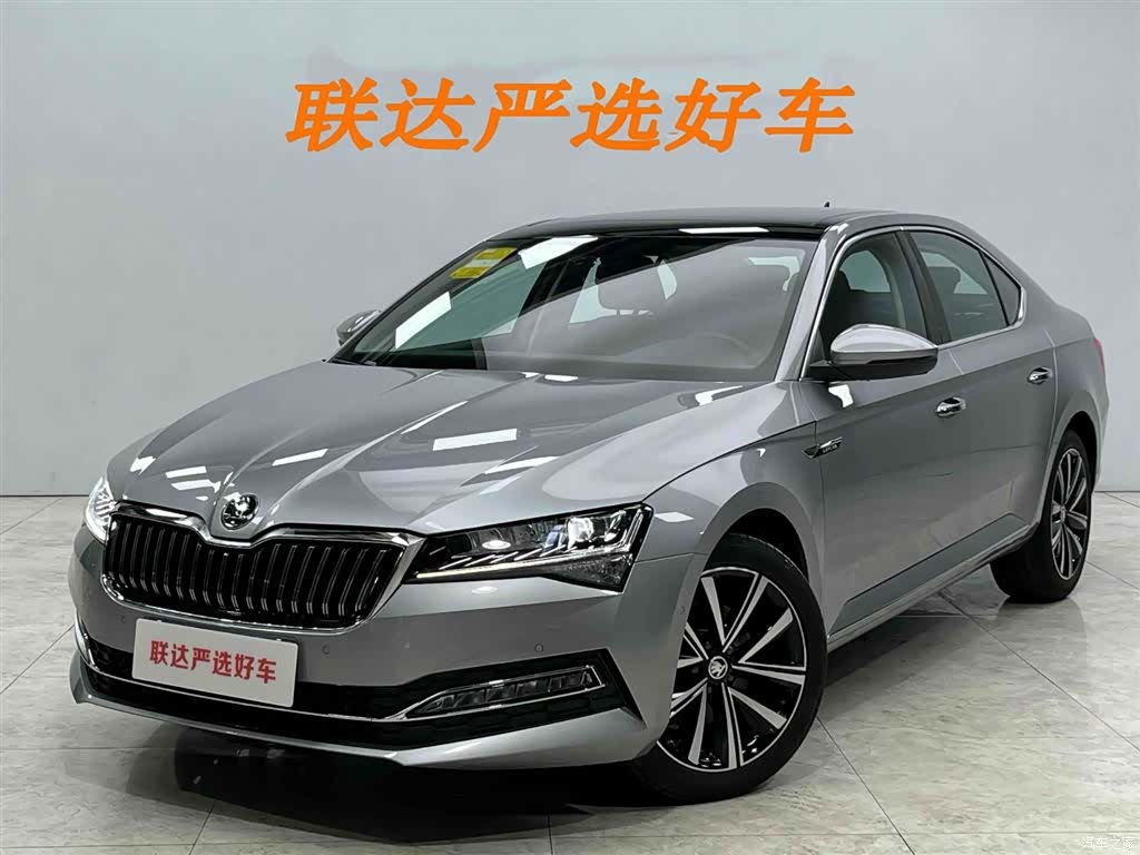 Skoda Superb, 2024 1