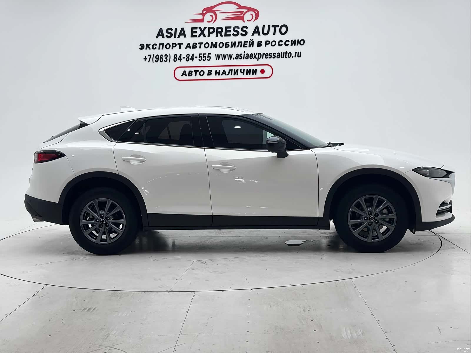 Mazda CX-4, 2023 9