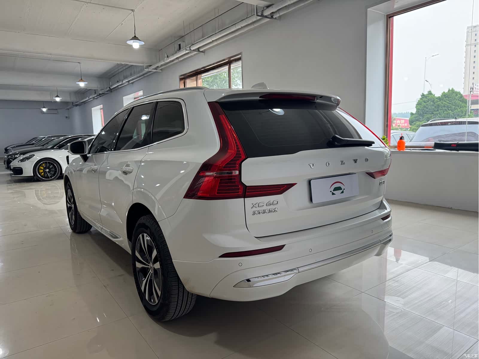 Volvo XC60, 2023 все фото