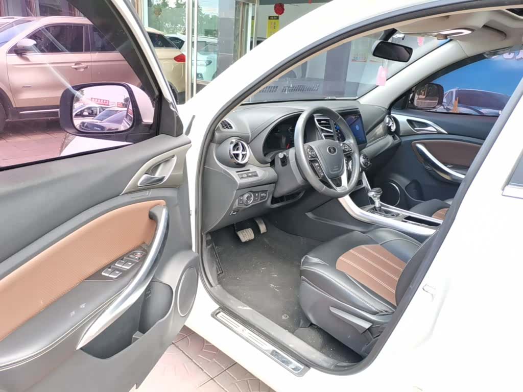 BYD Song, 2017 16