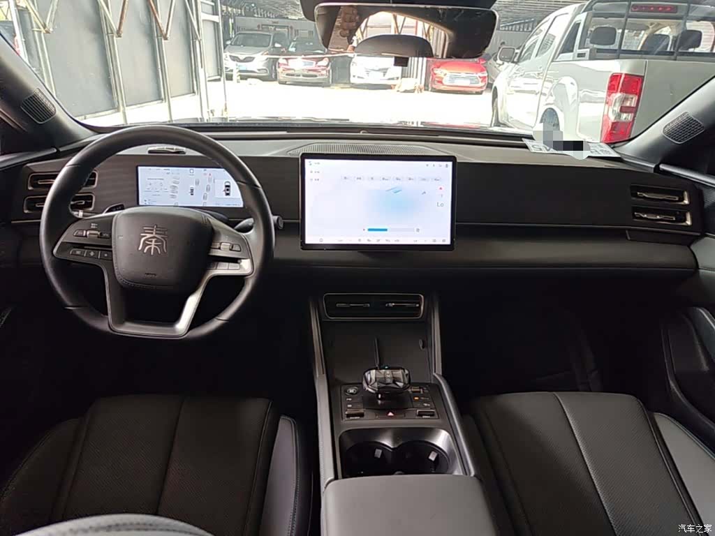 BYD Qin, 2025 10