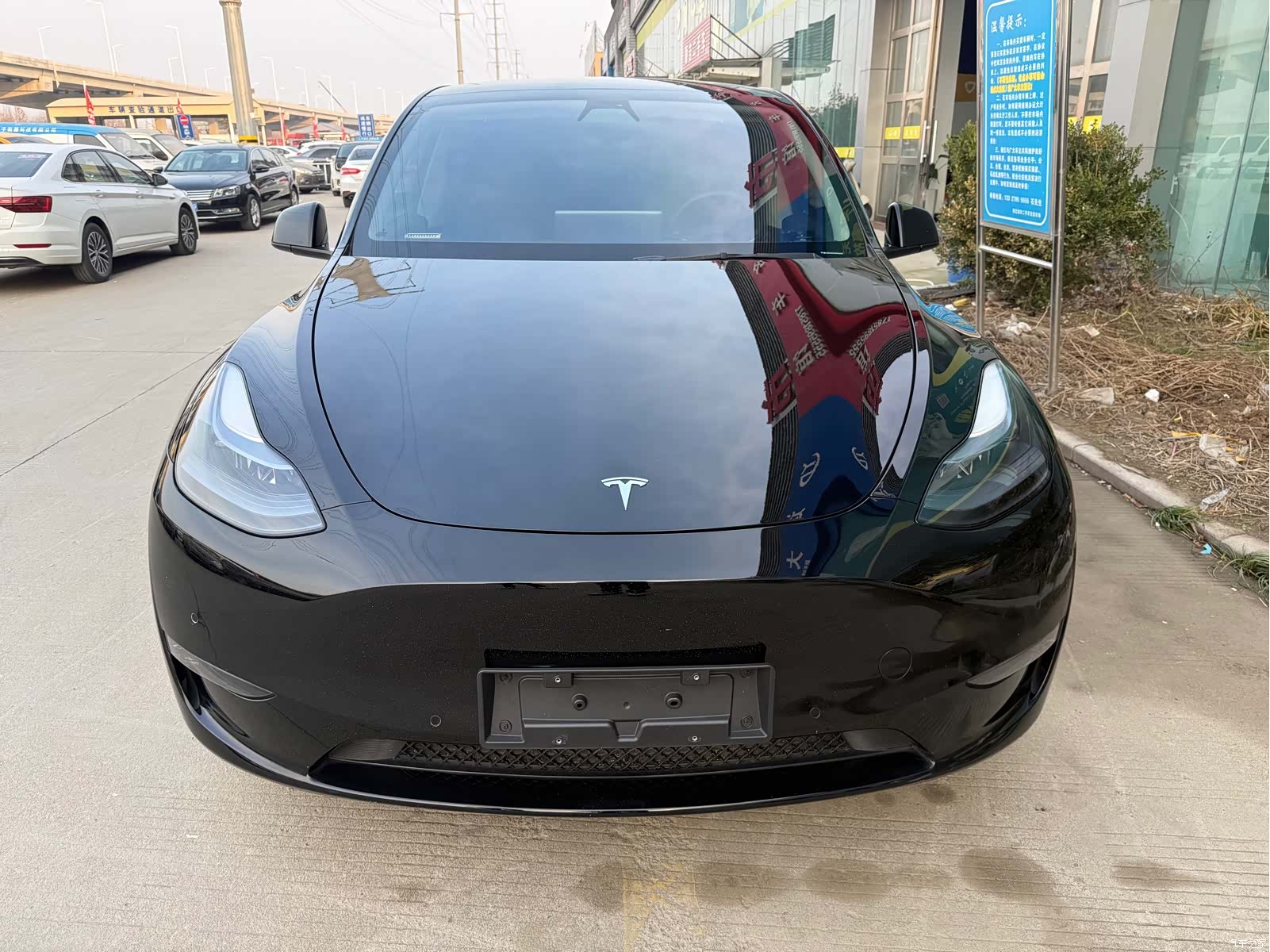 Tesla Model Y, 2023 2