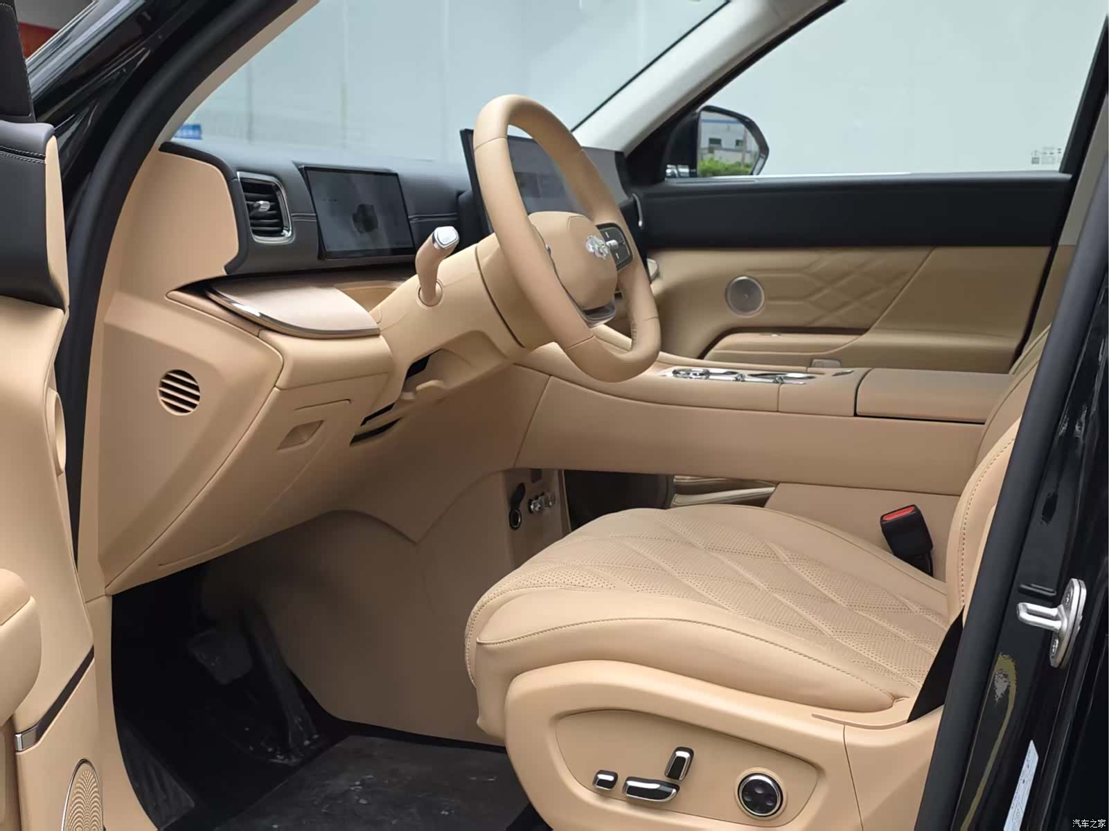 Chery T11, 2026 7