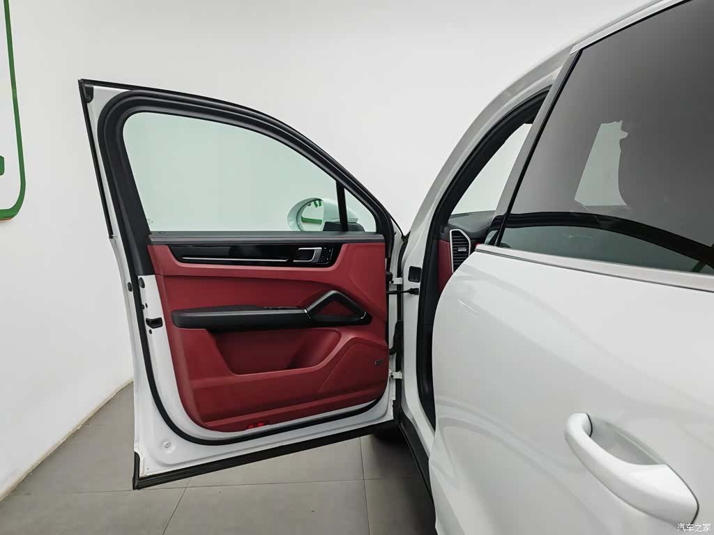 Porsche Cayenne, 2019 8