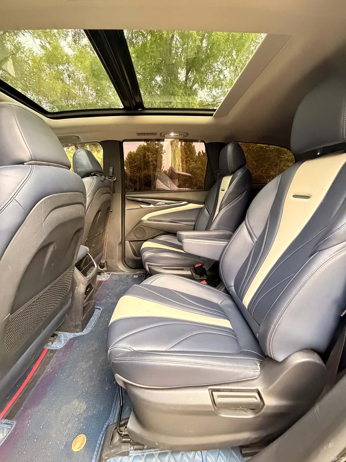 Maxus EUNIQ, 2021 9