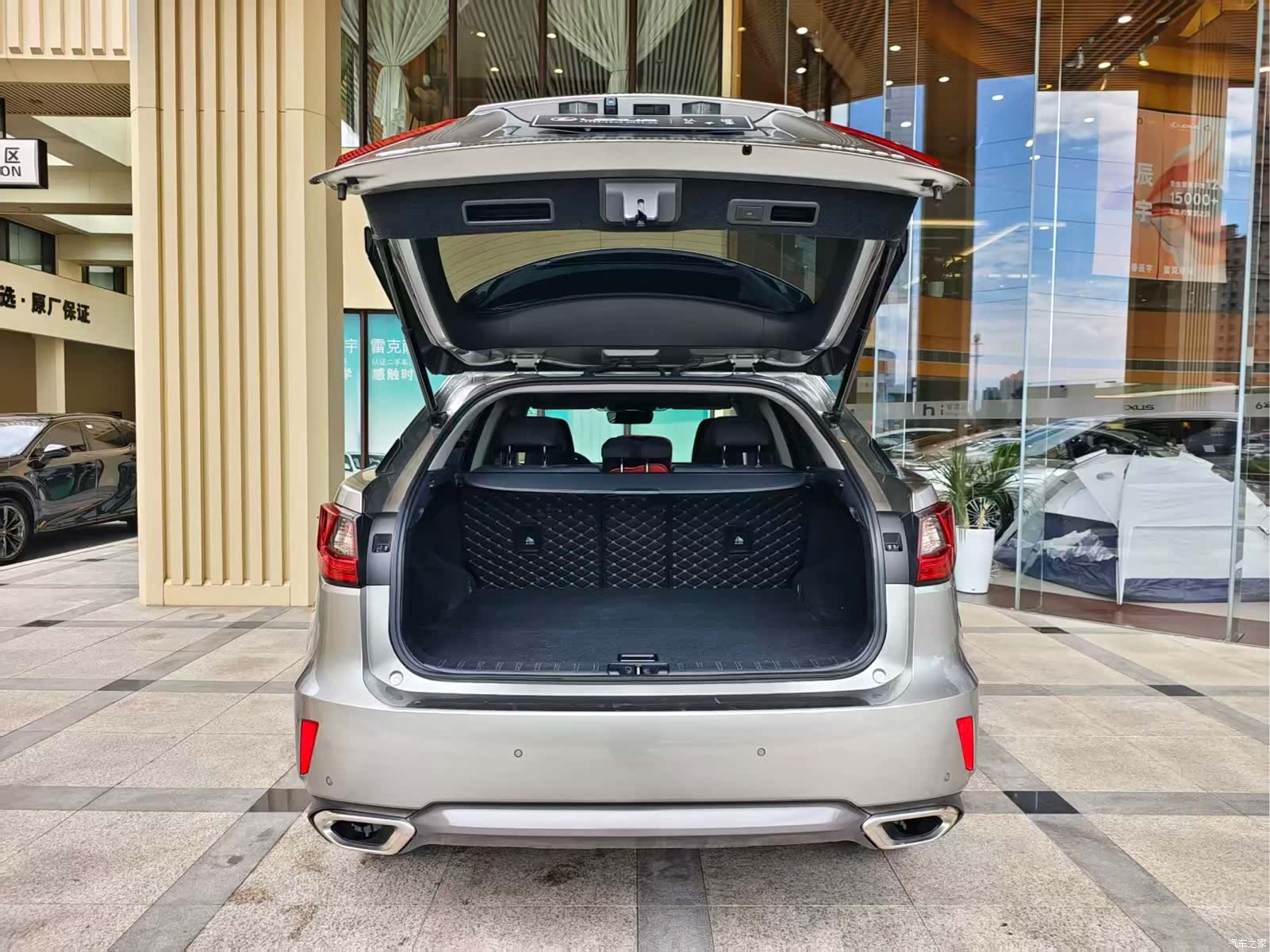Lexus RX, 2019 8
