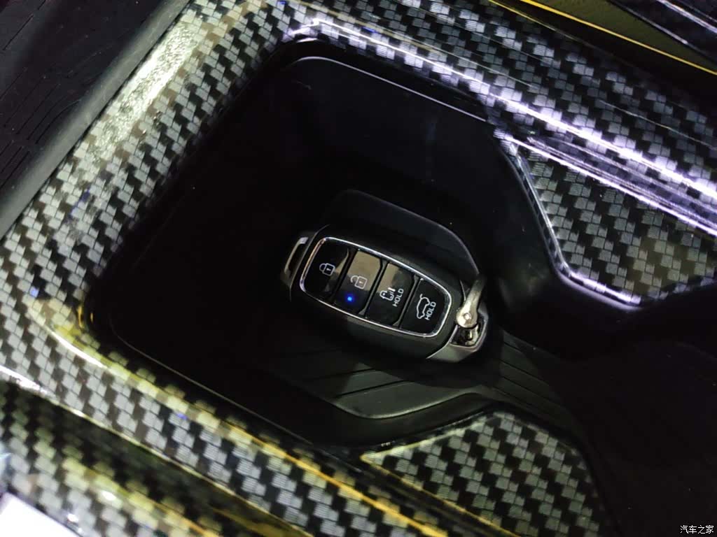 Hyundai Custo, 2022 9
